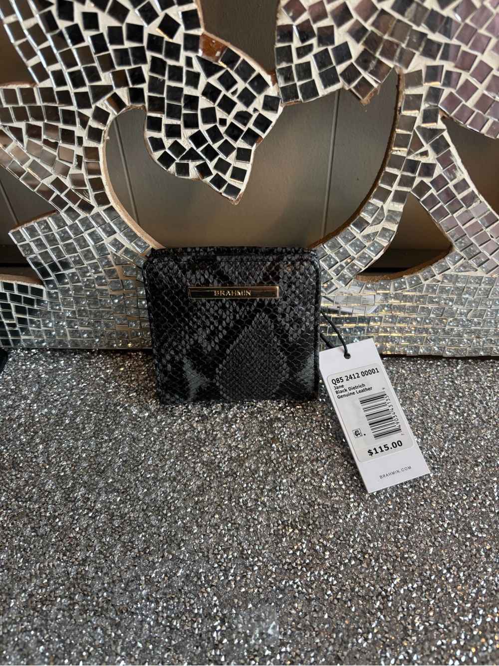 🌟Brahmin Jane Black Dietrich Leather Wallet